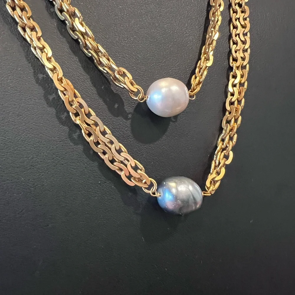 Vintage Rare 1990s Chanel Baroque Pearl Necklace - Picture 7 of 8